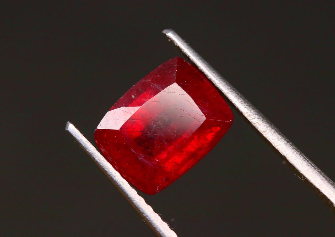Ruby Fu Red Ruby Cushion Cut Gemstone 3.15 CT, Faceted Loose Ruby for Ring ...