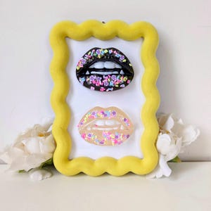 Resin 3D wall decoration - Funky Pop Art mouths - Colourful lips modern style - Original wall art, pop art lips, glamour 3d gold and black