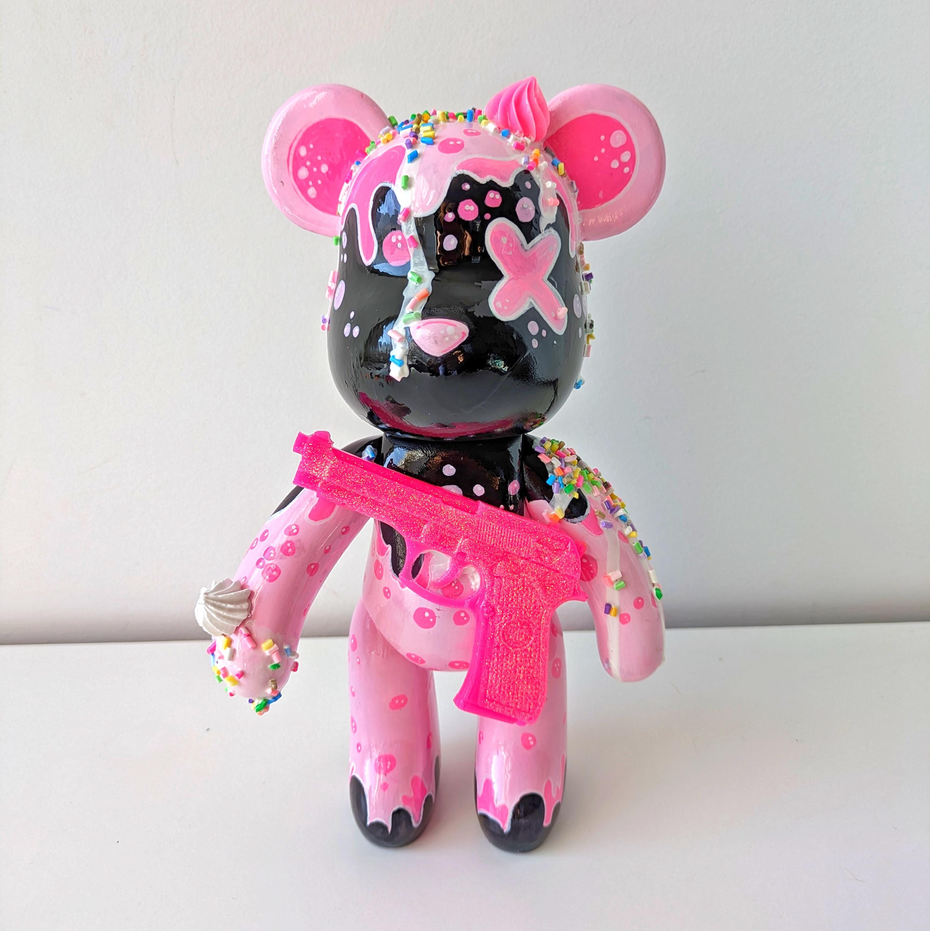 Graffiti bear statue - Etsy 日本