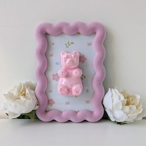 Pink gummy bear, pop art painting, gummy bear resin sculpture Pop Art Neon 3d decoration funky Dopamine resin, funky art, sculpture pop art