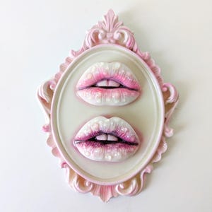Lip sculpture Surreal pop art Pastel pink decoration, Mouth art Eccentric pop art decoration, 3d sculpture for hanging, ceramic mouth