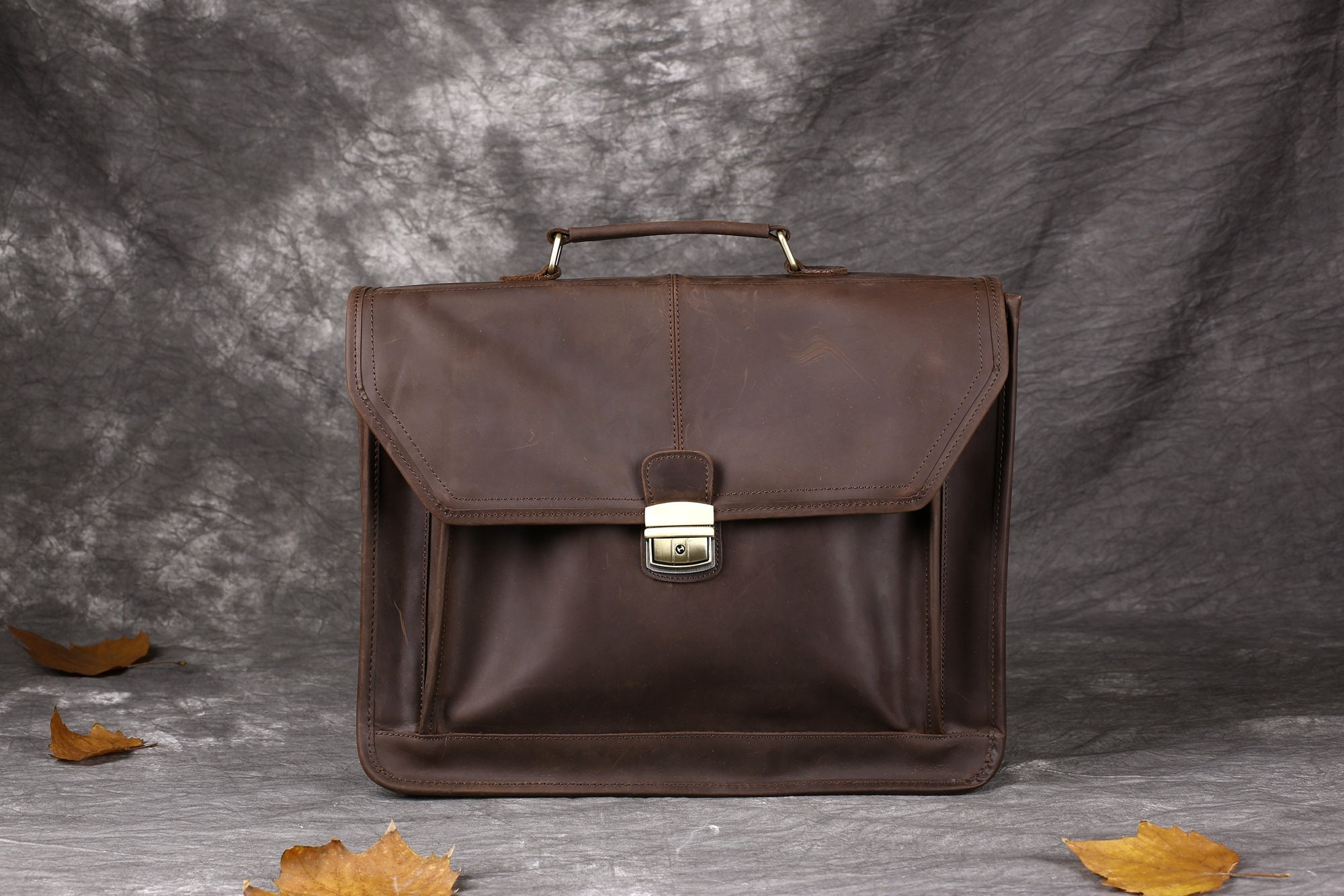 Personalized Leather Briefcase, Full Grain Leather Briefcase, Laptop Messenger Bag, Brown Shoulder Bag, Leather portfolio, Father's Gift