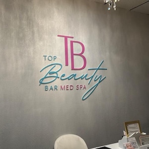 Logotipo 3D personalizado, proveedor de invisalign, letreros con logotipo, letrero con logotipo cortado con láser, señalización personalizada, pared de recepción, logotipo de pared de acrílico, decoración de letreros