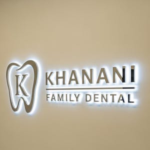 Letrero iluminado personalizado para tienda, letrero con logotipo, letrero personalizado para empresa, letrero con logotipo de oficina, letrero con logotipo cortado con láser con diseño 3D en relieve