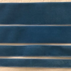 Ruban de velours bleu Williamsburg en différentes largeurs