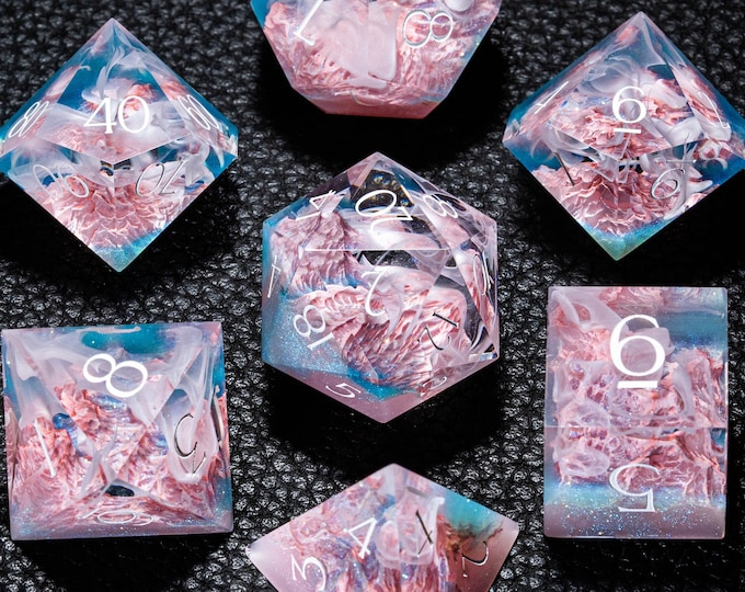 D&D Full Set Sharp Edge Resin Engraved Dice Set Mysterious Realm - Paradise