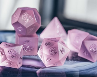 Ensemble de dés Dnd ensemble de dés polyédriques en verre tourmaline rose surélevé ensemble de pierres précieuses - Donjons et Dragons, jeu RPG Lune et étoile