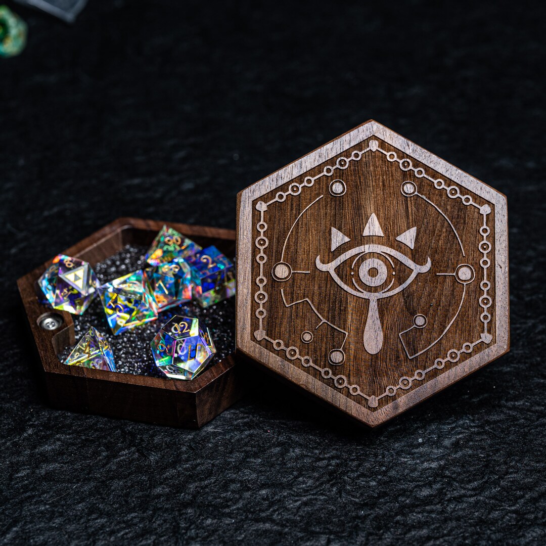 Engraved Zelda Sheikah Walnut D&D Gaming Dice Box Set Gift Box Wood Box