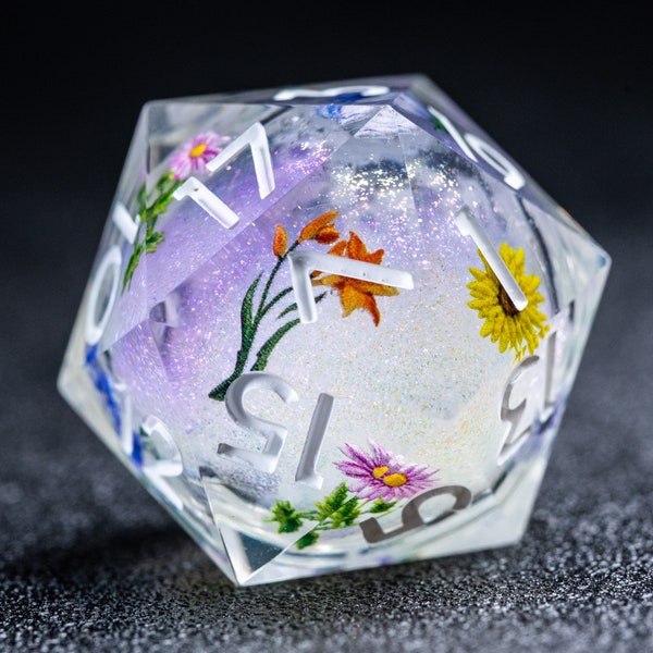 Dnd dice set  Handmade Resin Sharp Edge Dice Polyhedral Dice Set  Set  -  Dungeons and Dragons Starry Liquid Core Flowers