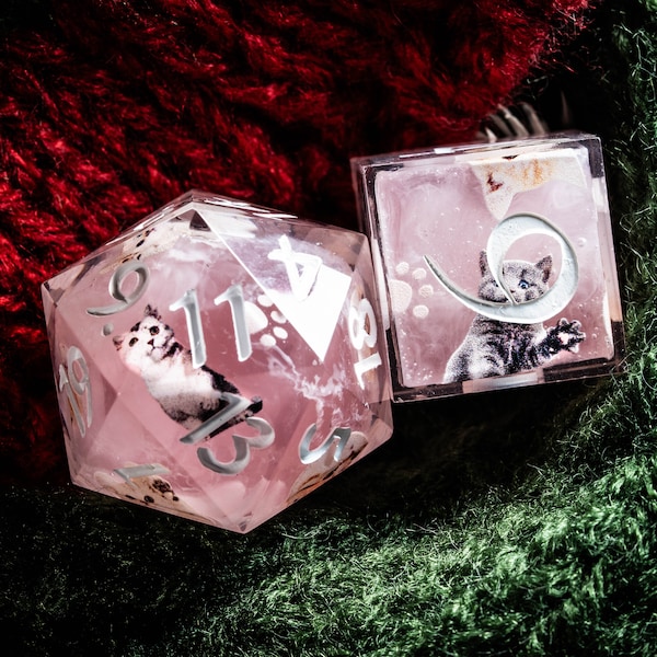 Dnd dice set  Handmade Resin Sharp Edge Dice Polyhedral Dice Set  Set  -  Dungeons and Dragons Inner-dice Kitties