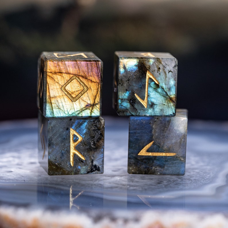 Engraved Rune dice Scrying Dice D6 Viking Runes of Labradorite Elder Futhark Dice Norse dice Runic Dice Gemstone Dice Divination Dice Labradorite