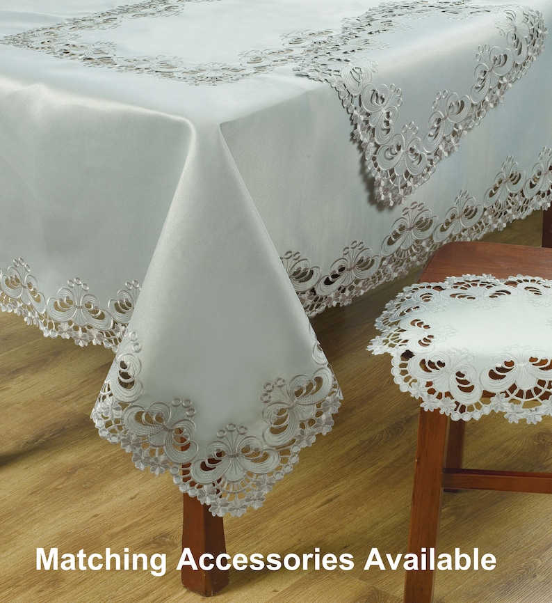 Chemin de table en dentelle blanche, napperons brodés, ensemble de sets de table, nappe, écharpe de cheminée, linge de maison, pièce maîtresse de mariage, décoration d'intérieur image 3