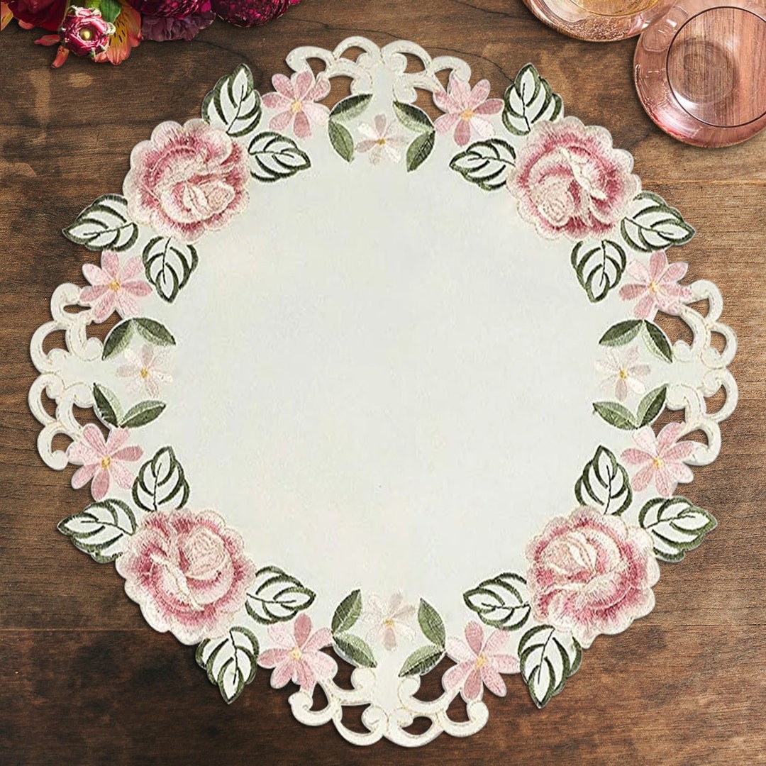 Round Placemat Doilies Set of 4, Floral Placemats, Embroidered Doily