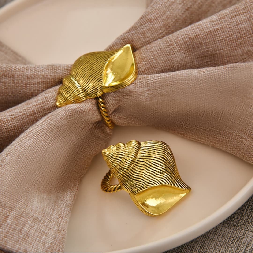 Holiday Napkin Rings | The Painted Apron