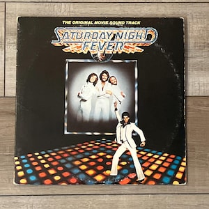 Saturday Night Fever album, 1977 movie soundtrack, 70s record, John Travolta, Bee Gees, disco music, vintage vinyl 33lp, double album set