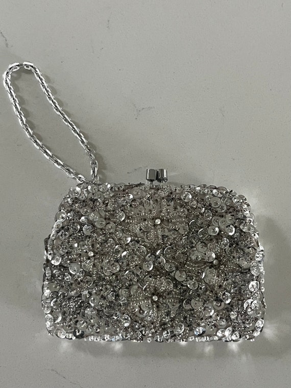 Vintage silver beaded coin purse, Hong Kong beade… - image 4