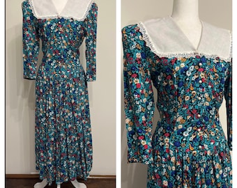 80s floral prairie dress, Lisa II dress, lace collar dress, blue green floral dress, rayon pleated dress, old-fashioned dress, size 12