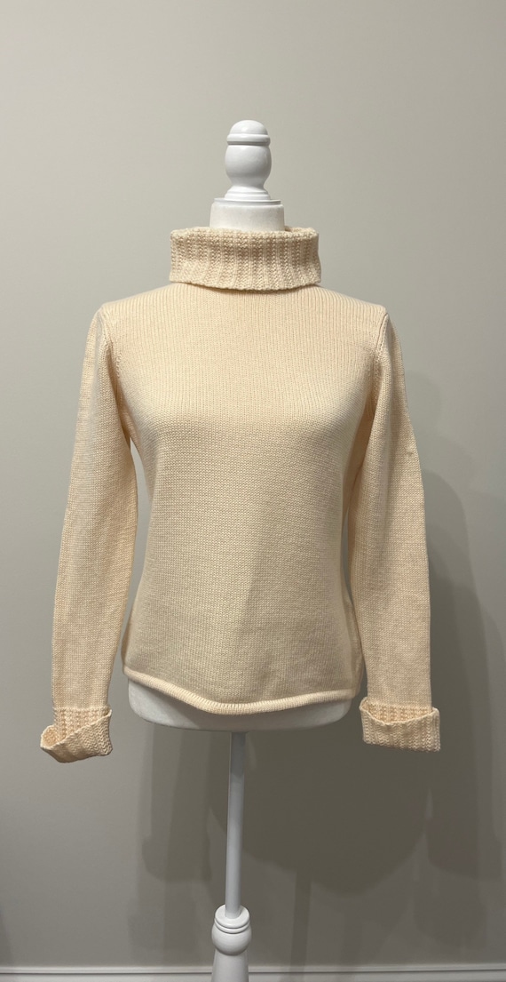 90s Petite Sophisticate cream Merino Wool turtlene