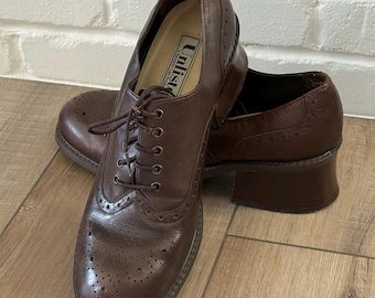 90s Unlisted Ladies Brown Chunky Oxfords, Brown Leather Tie Up Shoes, Vintage Oxfords, Size 10
