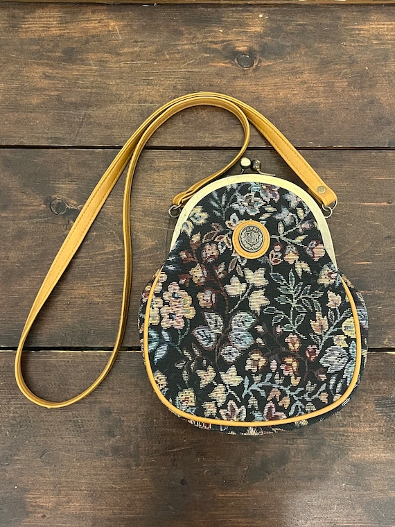 80s Apri tapestry handbag, vintage tapestry purse,
