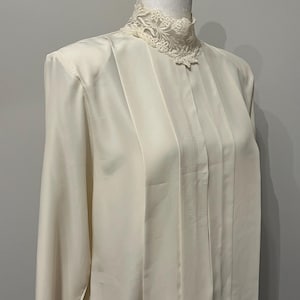 80s cream lace collar blouse, Susan Hutton blouse ~ size 16