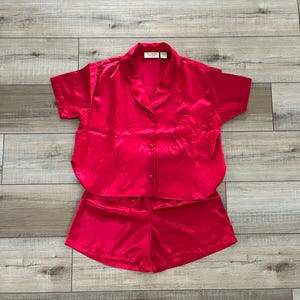 Gold Label Victoria - Etsy