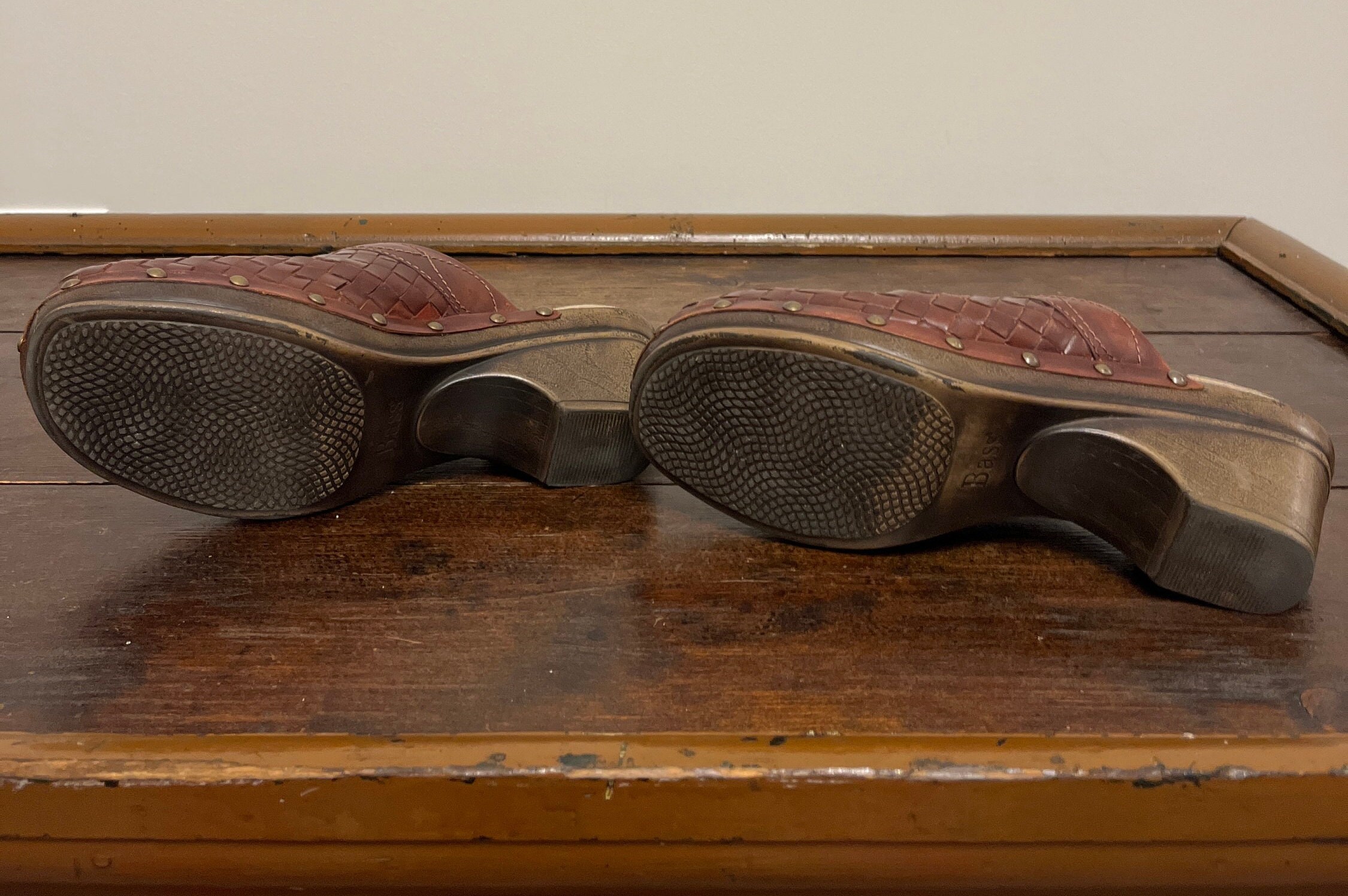 Vintage Brown Bass Woven Clogs 00s Jillian Clogs Brown