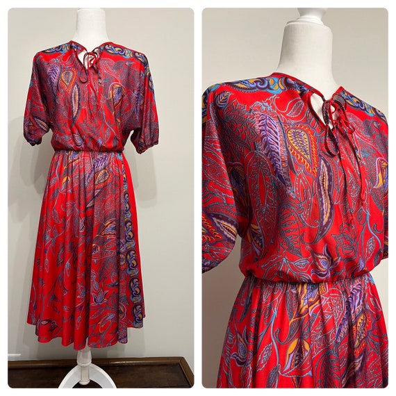 70s NPC Fashions dress, floral polyester dress, 70s red floral dress, 70s dress, keyhole neck dress, groovy dress, vintage boho dress, sz S