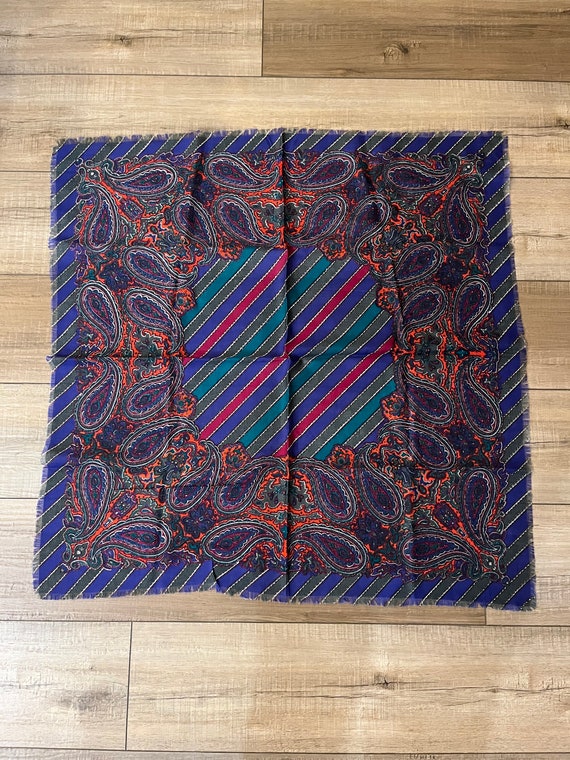 80s Liz Sinclair acrylic fringe scarf, large shaw… - image 2