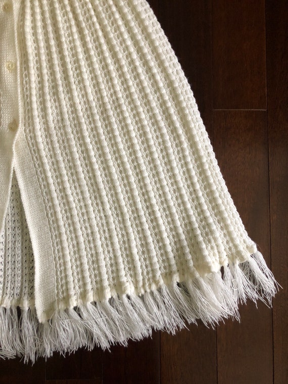 60s 70s cream fringe cape, acrylic knit poncho, cream cape, boho cape, groovy cape, hippie poncho, ivory crochet cape, cream wedding cape View 3