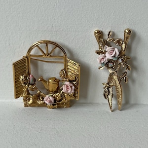 2 vintage garden themed brooches, window box garden shears brooches, rose floral brooches, 1928 jewelry company, victorian cottage brooches