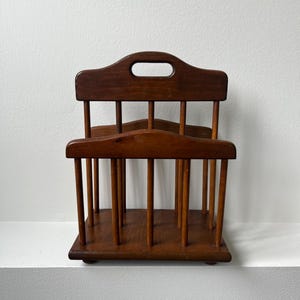 Vintage wooden napkin holder, rustic napkin holder, colonial napkin holder, wood napkin holder, vintage napkin holder, farmhouse kitchen