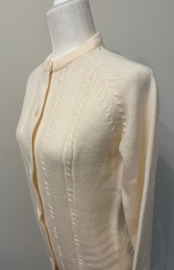 70s cream acrylic cardigan, Mantessa cream cardig… - image 4