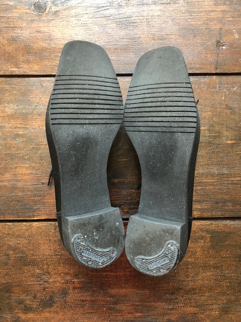 chaussures richelieu noires Salvatore Ferragamo vintage, chaussures à nouer sur le devant pour femmes, richelieus en cuir et résille, mocassins noirs, semelles en caoutchouc, pointure 5 image 8