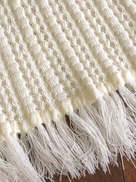 70s cream fringed poncho, acrylic knit poncho, bo… - image 7