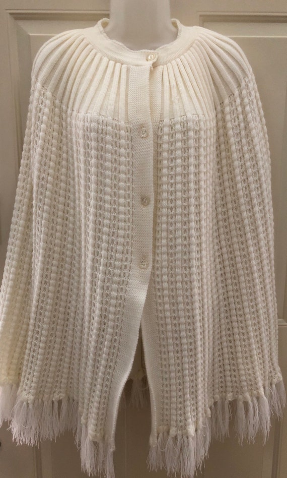 70s cream fringed poncho, acrylic knit poncho, bo… - image 8