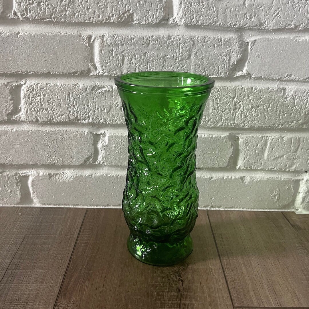 Iconic 1970's Textured Glass Vase | Georgeshütte Germany