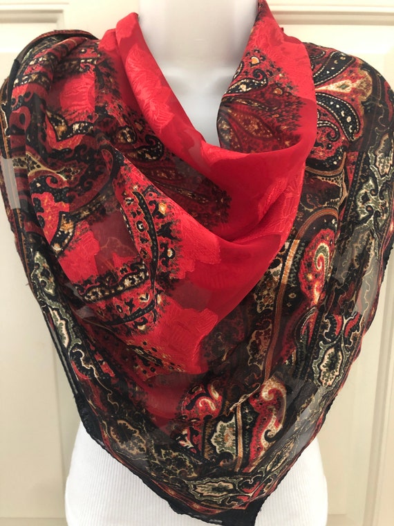 NOS vintage Liz Claiborne shawl scarf, red & blac… - image 10