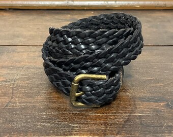 Vintage black leather braided belt, thin leather belt, boho braided belt, black leather belt, 80s 90s belt, woven leather belt, denim belt