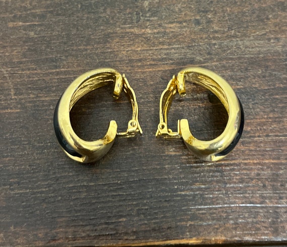 Vintage St. John clip-on earrings, black enamel a… - image 2