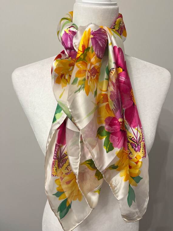 Vintage oscar de store la renta silk scarf