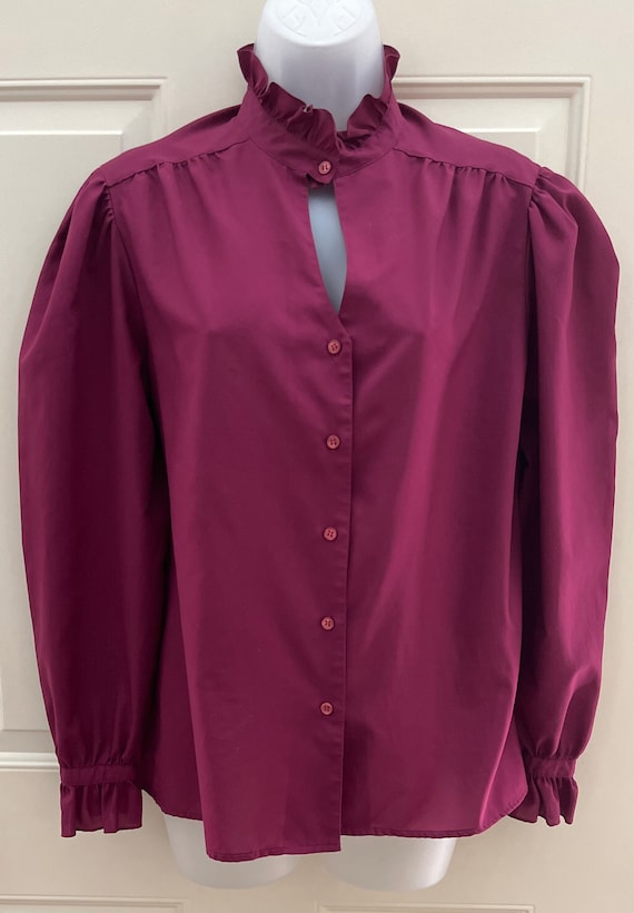 70s wine keyhole high collar blouse, Ship ‘n Shore