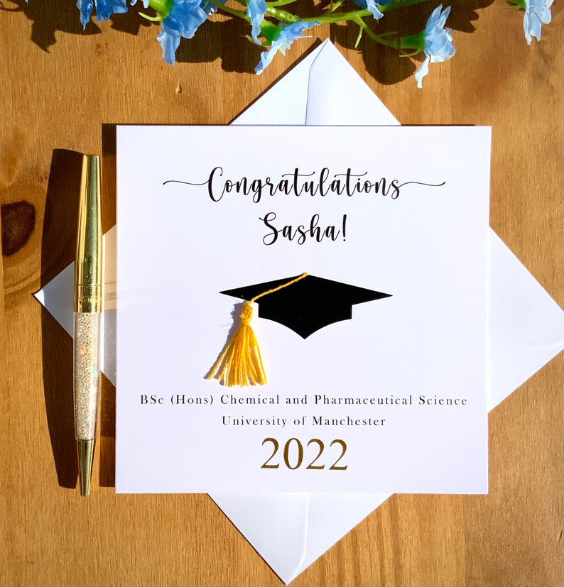 Personalised graduation card, card with mortar cap, card for student, graduation day, TLC0028 image 1