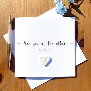 Biglietto Ci vediamo all'altare con cuore all'uncinetto, biglietto elegante per il giorno delle nozze, biglietto per lo sposo, biglietto per la sposa, biglietto di nozze personalizzato