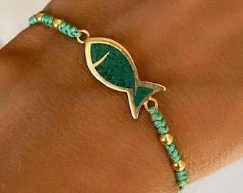 Tiny Fish Bracelet, Evil Eye Bracelet, Malachite Bracelet, Friendship Bracelet, Charm Bracelet, Minimal Bracelet, String Bracelet
