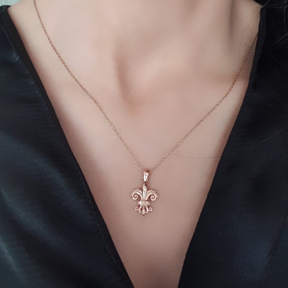 14K Gold Fleur De Lis Necklace in Silver, Rose, Fleur De Lis