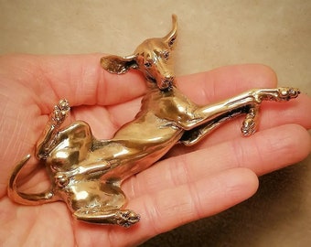 Hungarian Vizsla  statuette