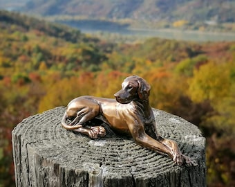 Lying Hungarian Vizsla solid bronze statuette