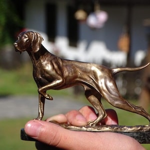 Hungarian Vizsla Bronze statue