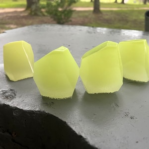 Kryptonite Epoxy Rocks